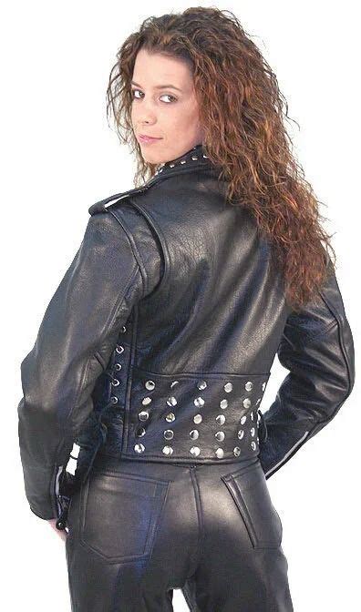 кожаные штаны в стиле 90х: 2 тыс изображений найдено в Яндекс Картинках