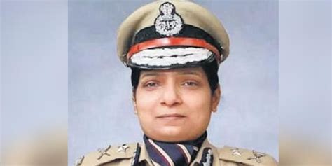 Noida Gets Ups 1st Woman Police Commissioner