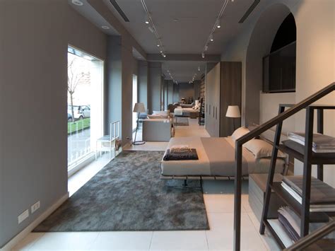 Nuovo Showroom Flou A Milano