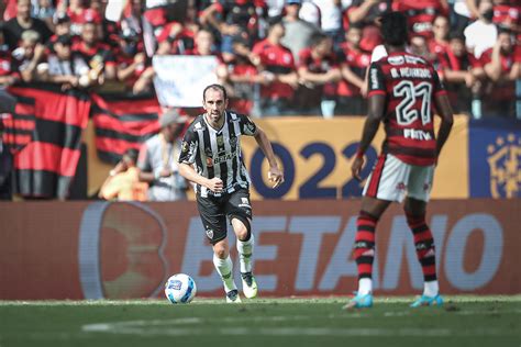 Atlético MG supera Flamengo nos pênaltis e fatura a Supercopa Futebol