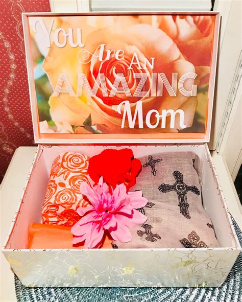 You Are An Amazing Mom Youarebeautifulbox Mom T Box T For Birthday Mom Care Package