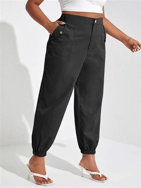 SHEIN Essnce Plus Solid Slant Pocket Tapered Trousers SHEIN UK