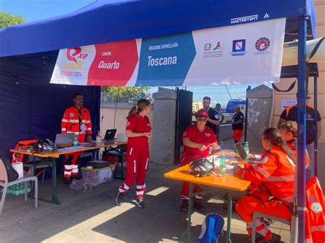 Arrivo Dei Cittadini Di Quarto All Area Di Incontro Della Stazione Di