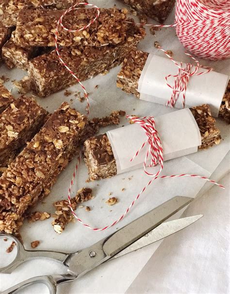 Homemade Chocolate Peanut Butter Granola Bars Domestikatedlife