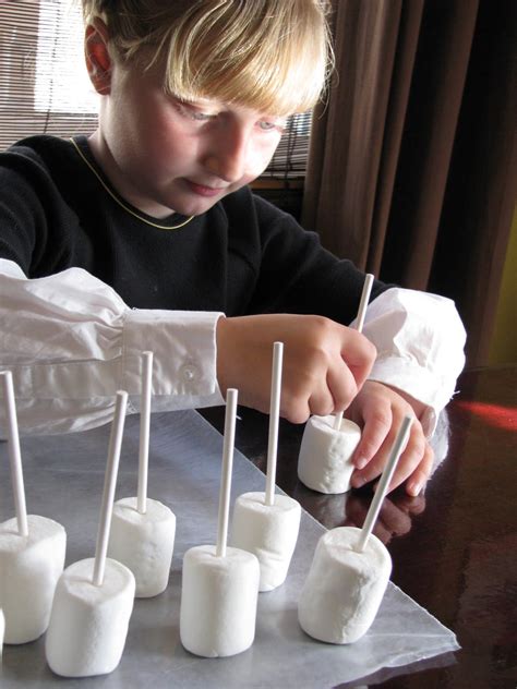 Making Merry Memories: Candy Corn Marshmallow Pops