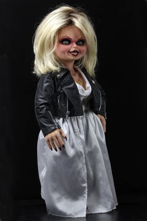 Sdcc Life Size Bride Of Chucky Replicas By Neca The Toyark News