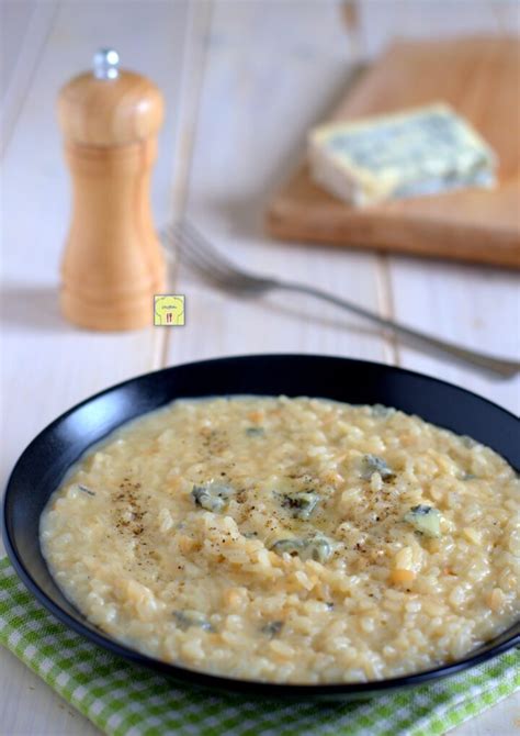 Risotto Al Gorgonzola Sfizioso Primo Piatto Cremosissimo E Irresistibile