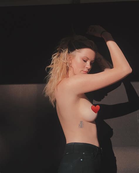 Ireland Baldwin Going Naked For A Good Cause Photo  The Fappening