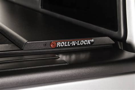 Roll-N-Lock M-Series Retractable Tonneau Cover #LG880M | Truck Logic