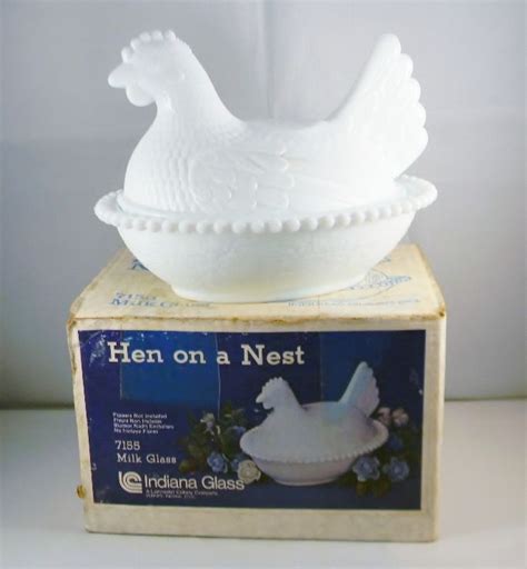 Vintage Indiana Glass White Milk Glass Hen On A Nest Chicken Basket 7155 W Box Indianaglass