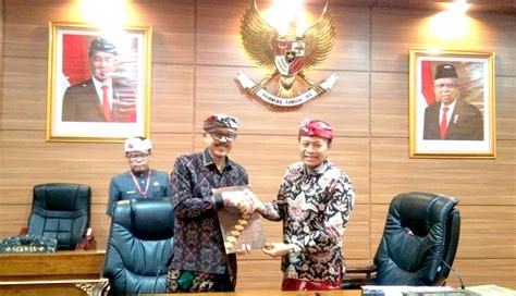 Nusabali Dprd Bangli Tetapkan Ranperda