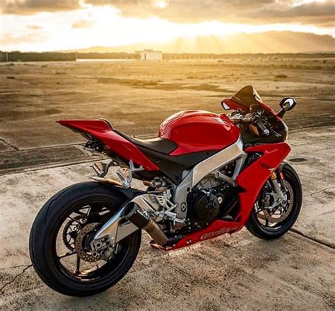 Aprillia RSV4 Racing Bikes, Sport Bikes, Aprilia, Super Sport, Cool ...