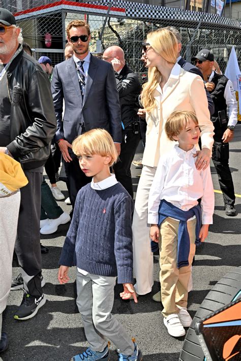 Photo Pierre Casiraghi Sa Femme Beatrice Borromeo Et Leurs Enfants