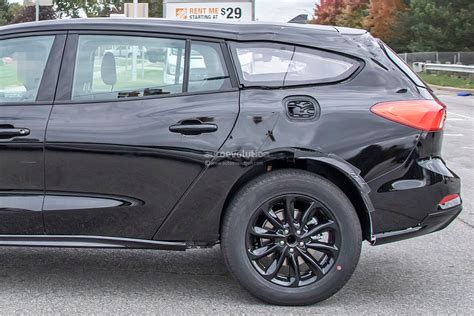 2022 Ford Fusion Active Spyshots Show Possible Subaru Outback Rival Autoevolution