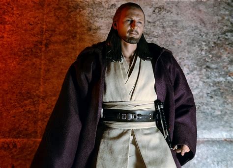 Hot Toys Mms The Phantom Menace Qui Gon Jinn Page Collector Freaks