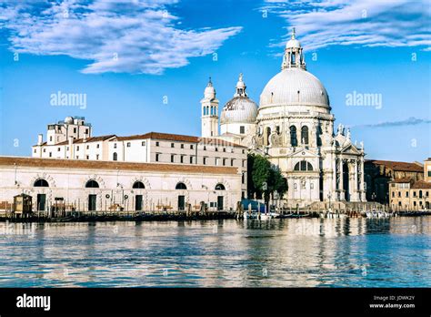 Gondel Am Canal Grande Mit Basilika Di Santa Maria Della Salute Im