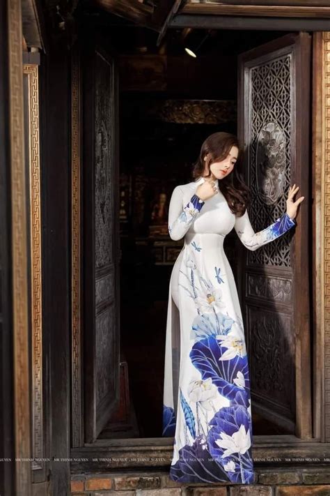 Pin By Lord Sesshoumaru On Aodai Beauties 3 In 2022 Ao Dai Fashion