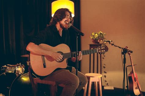 Santaella faz primeiro show autoral neste ano apresentação será