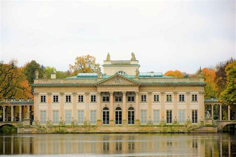 Palace On The Isle Lazienki Walking Warsaw