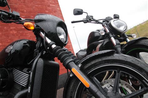 Test 2015 Kawasaki Vulcan S Vs Harley Davidson 750 Street