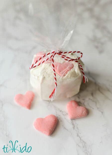 How to Make Heart Shaped Marshmallows Without Making Homemade Marshmallows | Tikkido.com