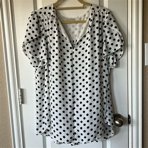 Hawthorn Tops Hawthorne Black And White Tulip Sleeve Blouse X