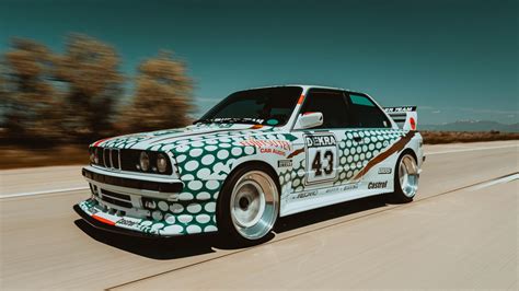 Este Bmw M E Recria Modelo Hist Rico Do Dtm Auto Drive