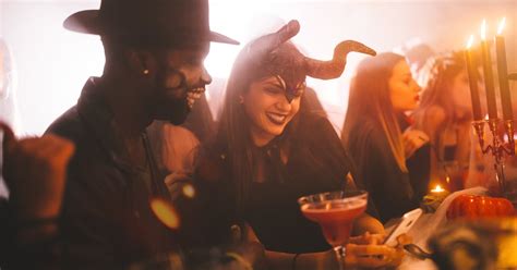 What Your Halloween Couple S Costume Says About Relationship POPSUGAR Love Sex