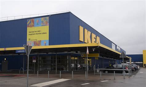 Warnstreik Bei Ikea Saarlouis Vor Tarifverhandlung Einzelhandel