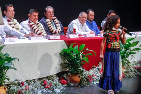 Reaperturan Gobernador del Estado y Paco Ignacio Taibo II la Librería