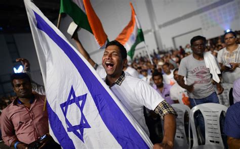 Israel, India expand commercial ties during Modi visit - ISRAEL21c