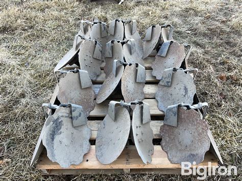 Planter Row Cleaners Bigiron Auctions