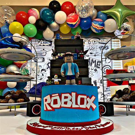 My son’s Roblox birthday cake made with his Roblox character. He loved ...