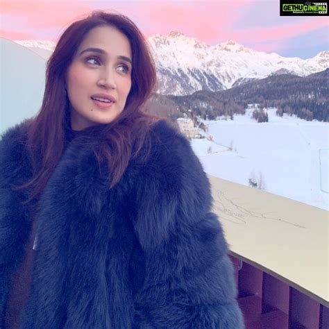 Sagarika Ghatge Instagram Missing The Decemberishere