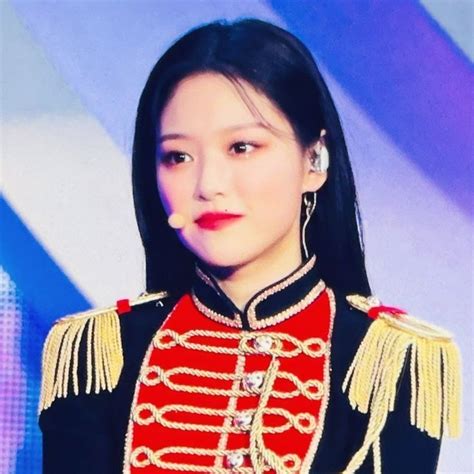 Loona Hyunjin Loonaverse From Concert Preview Icon Statement