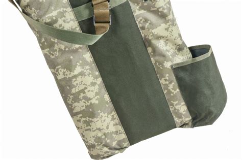 Mivardi Rod Holdall CamoCode Compact pokrowiec na 4 wędki Karpiowe