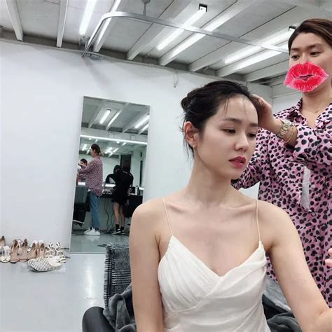 7 Pesona Son Ye Jin Artis Korea Yang Dinobatkan Jadi Wanita Tercantik Tahun 2020 Hot Liputan6