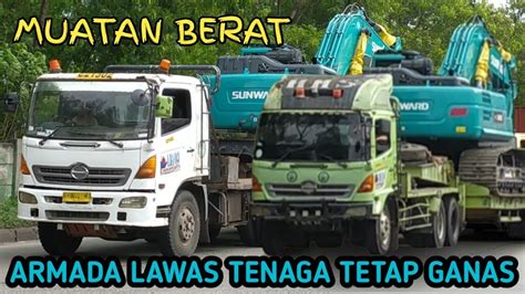 Truk Kontainer Sekitaran Depo Bimaruna Truk Hino Trailer Lowbed Muatan