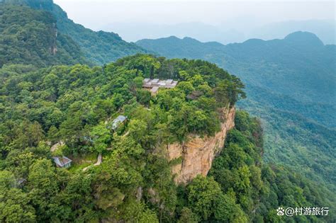 均温22℃的高山避暑，睡进太平顶独栋悬崖木屋，承包山巅森林云海