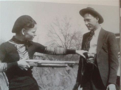 Bonnie And Clyde Partners In Crime In 1930s In America Shot Dead In