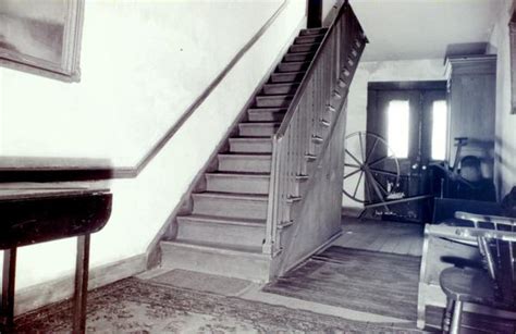 Image of Griswold Inn Interior, Front Hallway | Worthington Memory