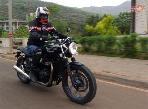 Triumph And Bajaj Auto Announce New Global Partnership MotorOctane