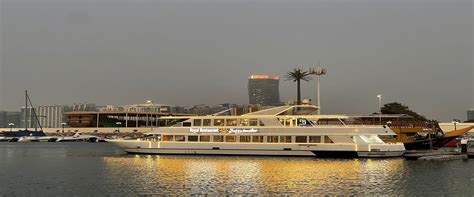 Luxury Yacht Dinner Cruise