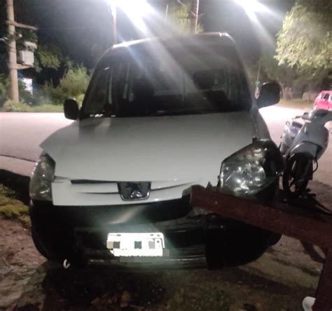 Dejó Las Llaves Puestas Y Le Robaron Y Chocaron Un Utilitario En Carlos Paz