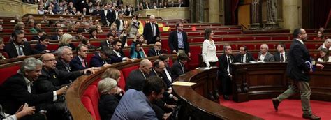 El Parlamento De Cataluña Aprueba La Resolución Para Declarar La Independencia