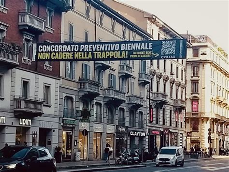 Milano Striscioni E Riflessioni Sui Rischi Del Concordato Preventivo