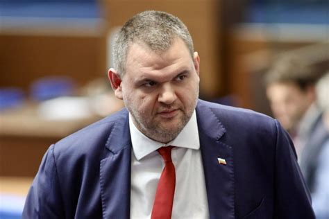 Делян Пеевски стана съпредседател на ДПС - Lupa BG