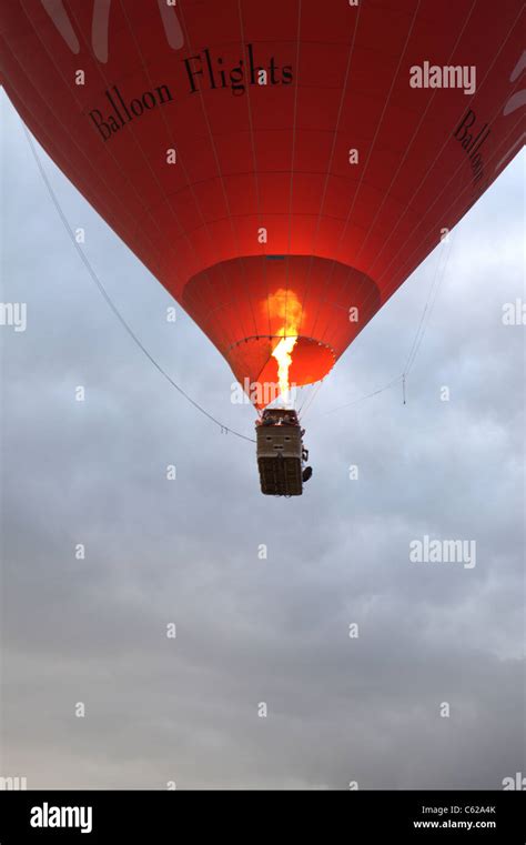 Bristol Balloon Fiesta, Dawn mass ascent Stock Photo - Alamy