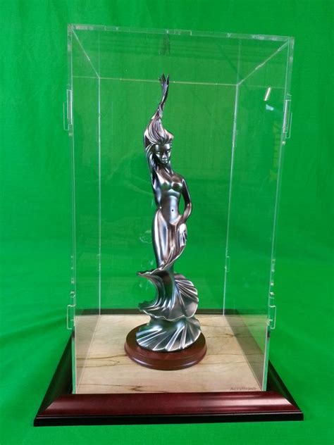 10l X 10w X 18h Inch Display Case For Hot Etsy Display Case Display Case