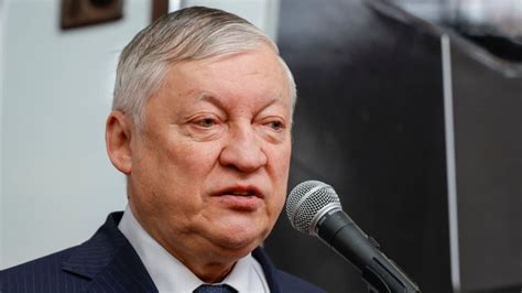 Chess Grandmaster Karpov Hospitalized After Mysterious Fall : r/chess